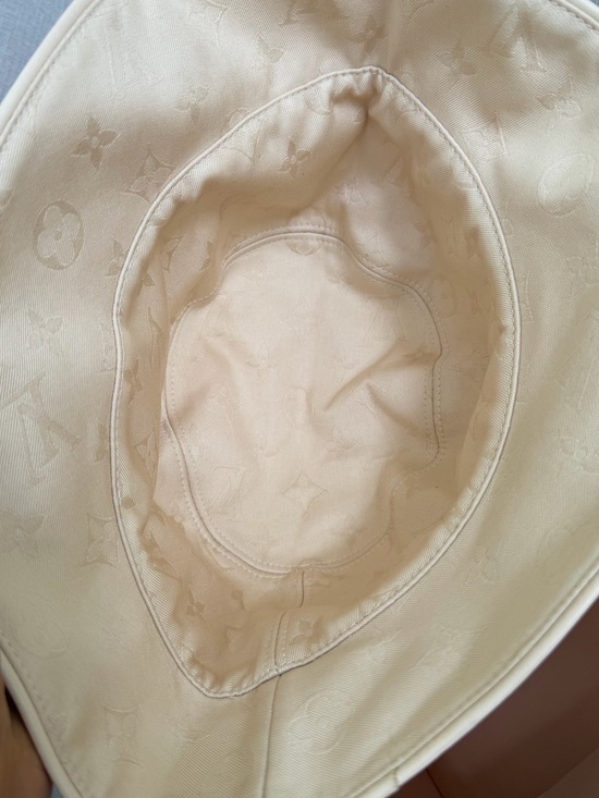 LOUIS VUITTON M7090 Bucket Hat-LV cotton Beige main image 5